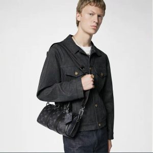 LOUIS VUITTON キーポル・バンドリエール 25PM Ref: M46271