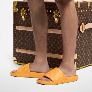 LOUIS VUITTON ウォーターフロント ミュール   Ref：1ADG2M