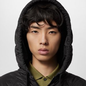 LOUIS VUITTON    ダウンブルゾン  1AFA71
