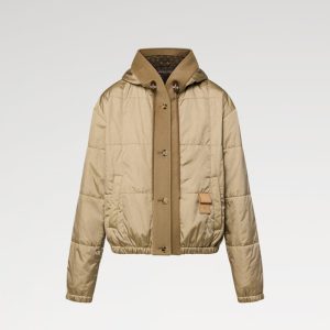 LOUIS VUITTON    耐裂性のあるキルティングフードジャケット  1AIAHR
