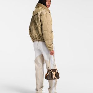LOUIS VUITTON    耐裂性のあるキルティングフードジャケット  1AIAHR
