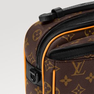 LOUIS VUITTON S-LOCK メッセンジャーバッグRef: M46688