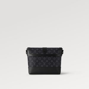 LOUIS VUITTON ソミュール・メッセンジャーRef: M45911