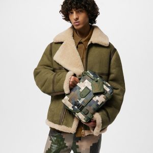LOUIS VUITTON トレイル･メッセンジャー Ref:M24449