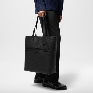 LOUIS VUITTON  エクスキュルシオン  Ref:M24777