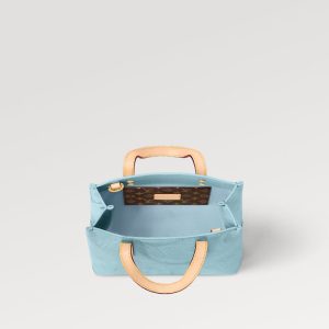 LOUIS VUITTON 小さなバッグを読む  Ref:M24144