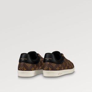 LOUIS VUITTON ルクセンブルクのスニーカー   PMRef:1A4PAB