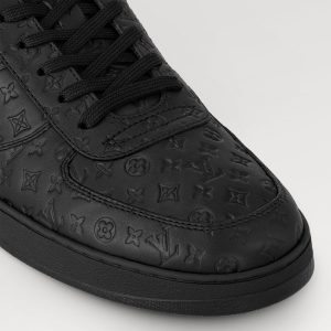 LOUIS VUITTON リヴォリ･ライン スニーカー    PMRef:1AARHQ