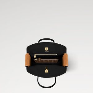 LOUIS VUITTON  シティ･スティーマー･ソフト MM   Ref:M12005