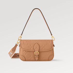 LOUIS VUITTON ダイアン ハンドバッグ   Ref:M11817