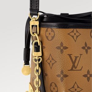 LOUIS VUITTON ノエ パース･LV チャームRef: M82885