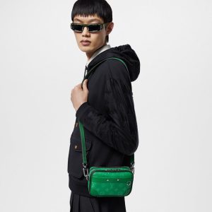 LOUIS VUITTON アルファ･ウェアラブルウォレット NV Ref: M30997