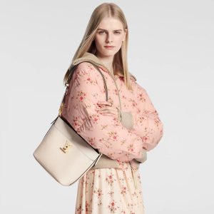 LOUIS VUITTON ロック & ウォークRef: M24638