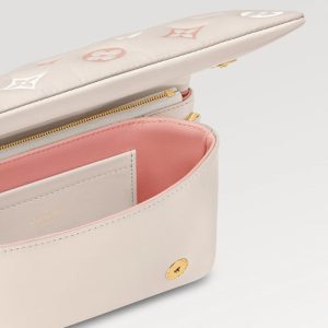LOUIS VUITTON ポシェット・クッサン ハンドバッグRef: M82289