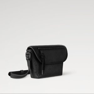LOUIS VUITTON   パルス･ウェアラブル ウォレット   Ref：M12636