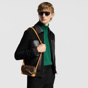 LOUIS VUITTON スティーマー･ウェアラブル ウォレット    Ref:M12811