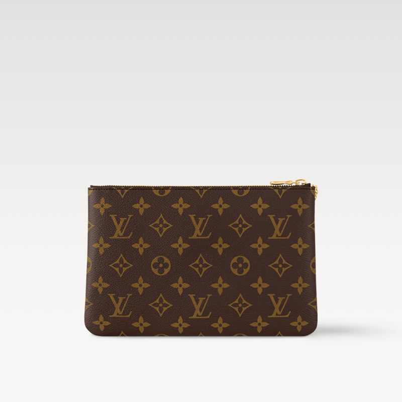 M13560-3.jpg