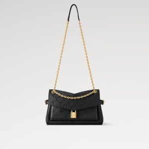 LOUIS VUITTON    ANYTIME フラップバッグ   Ref：M14604