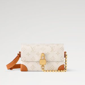 LOUIS VUITTON   スティーマー･ウェアラブル ウォレット   Ref：M14686