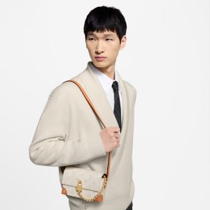 LOUIS VUITTON   スティーマー･ウェアラブル ウォレット   Ref：M14686