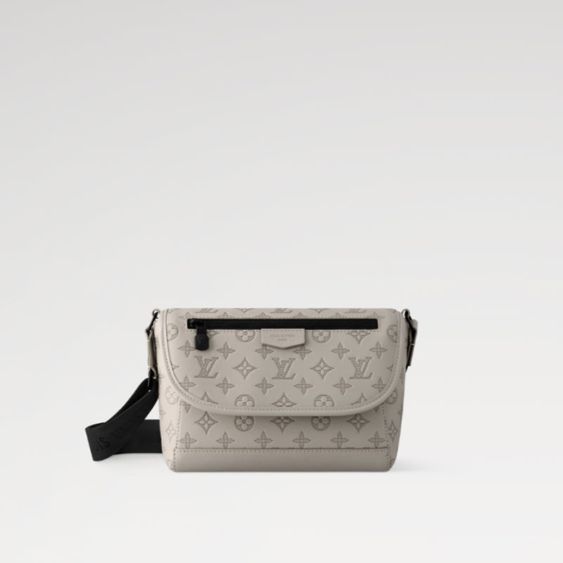 LOUIS VUITTON   パルス･メッセンジャー   Ref：M14912