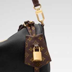 LOUIS VUITTON   エクスプレス PM   Ref：M26039