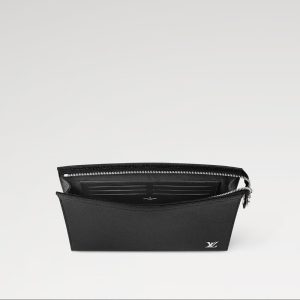 LOUIS VUITTON   ポシェット･ヴォワヤージュ   Ref：M30450