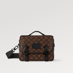 LOUIS VUITTON トレイル･メッセンジャーRef: M46972