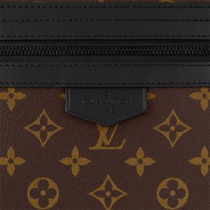 LOUIS VUITTON トレイル･メッセンジャーRef: M46972
