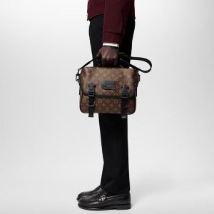 LOUIS VUITTON トレイル･メッセンジャーRef: M46972