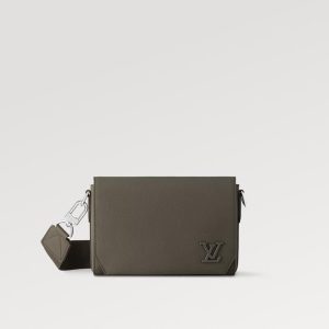 LOUIS VUITTON テイクオフ･メッセンジャーRef:M25125