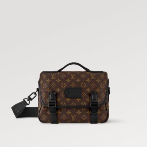 LOUIS VUITTON トレイル･メッセンジャー    Ref：M46972